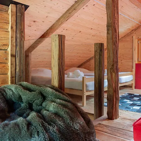 Mayen Du Bleusy By Interhome 생클렌츠